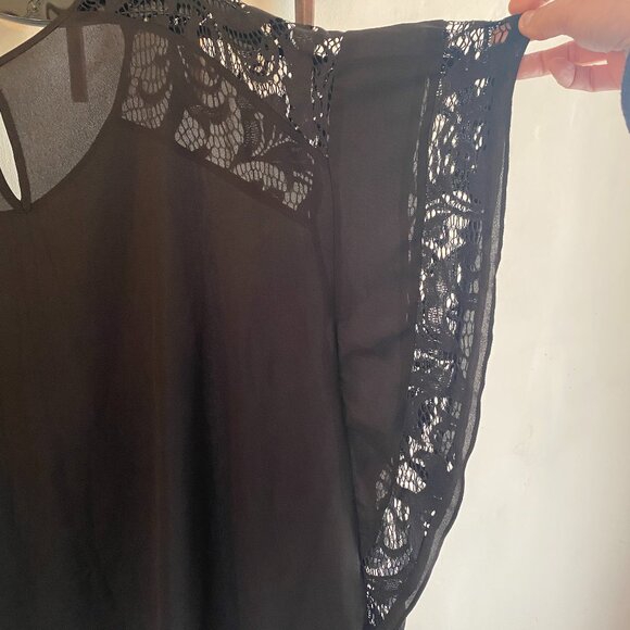 Anthropologie Meadow Rue top black lace sheer rounded hemline - Picture 4 of 8